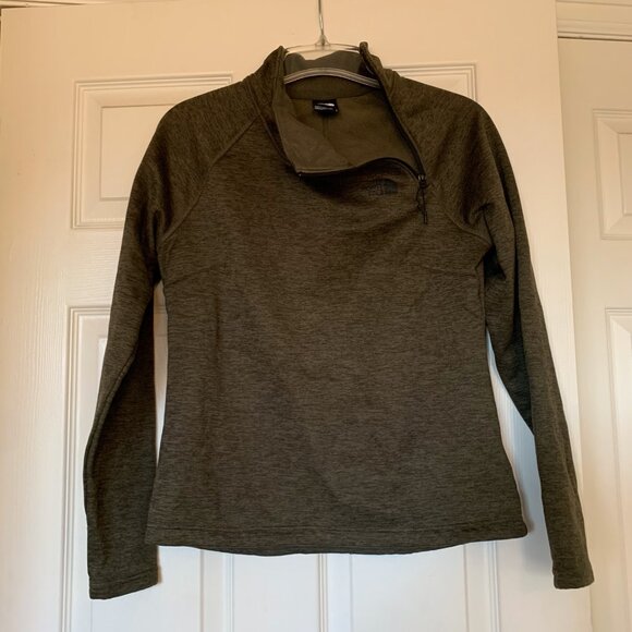 The North Face Women's Canyonlands Asymmetric 1/4 Zip - Picture 2 of 6